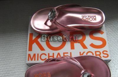 Michael kors шлепки розовые металл 35 в Москве Москва
