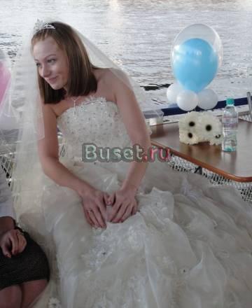 Свадебное платье Swarovski (15 000) Москва