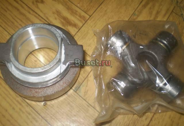 Крестовина, муфта и подшибник на а/м мерседес 126 Санкт-Петербург