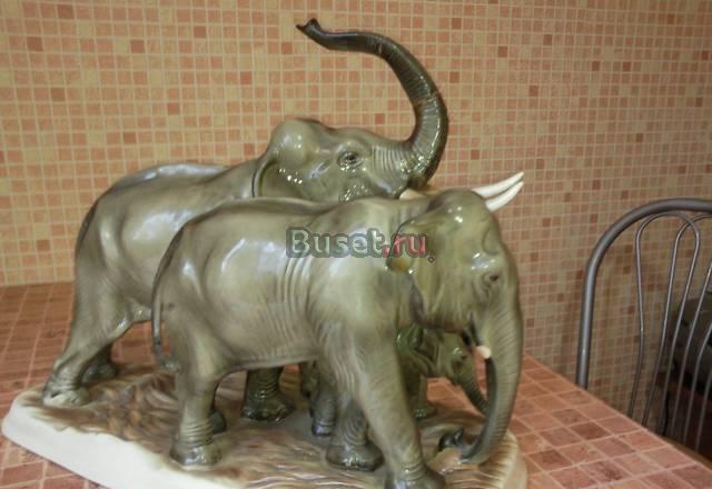Антикварная,статуэтка три слона.Фафор Москва