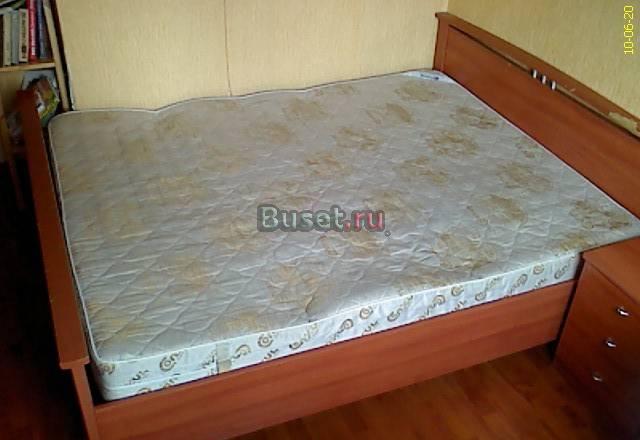 Двуспальная кровать б/у ортопедический матрац б/у Москва