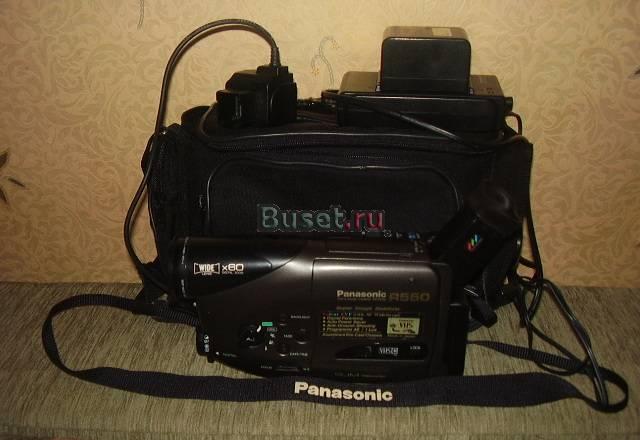 Продам видеокамеру Panasonic R550 в Москве Москва