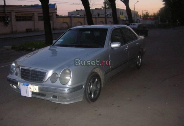 Mercedes E-klasse, 2000 Санкт-Петербург