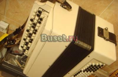 Баян для души белого  цвета трехрядный Москва