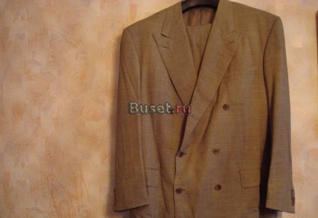 Костюм Lowndes, Италия , 100 шерсть, р.54 Москва