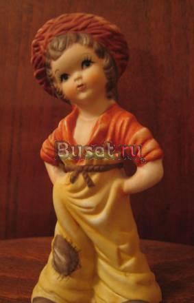 Статуэтка "Мальчик". Фарфор Москва