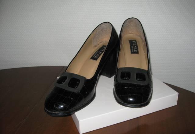 Туфли со вставкой Москва