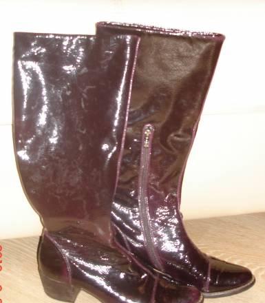 Сапожки высокие лаковые на низком каблуке Санкт-Петербург