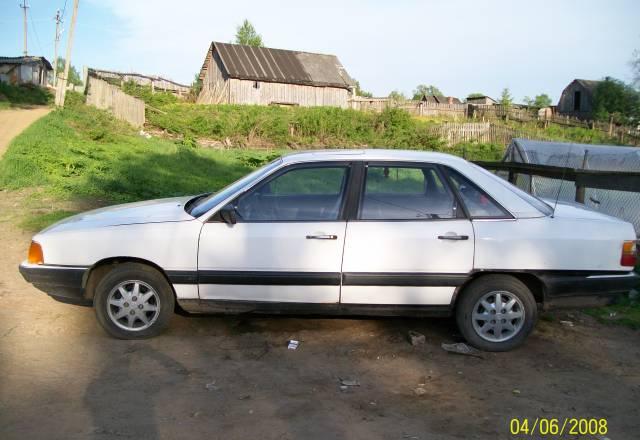 Audi 100, 1983 Санкт-Петербург