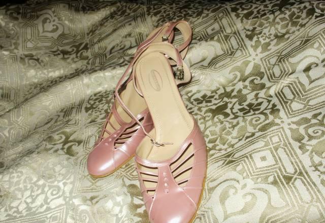 Босоножки, туфли открытые летние Санкт-Петербург