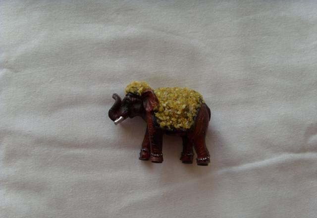 Слоник и рак с янтарём Санкт-Петербург