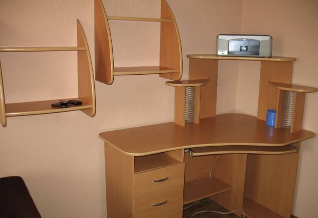 Компьютерный стол Москва