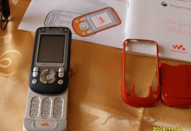Б/у мобильный телефон sony ericsson w550i Москва