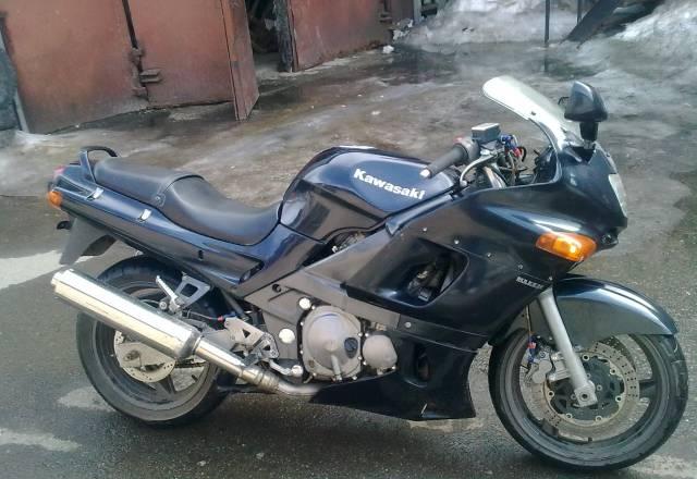 Кавасаки ZZR-400 2001г Москва