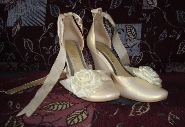 Босоножки за 300 р Москва