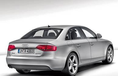 Для Audi A4 2007 гв,бампера бу,оригинальные Москва