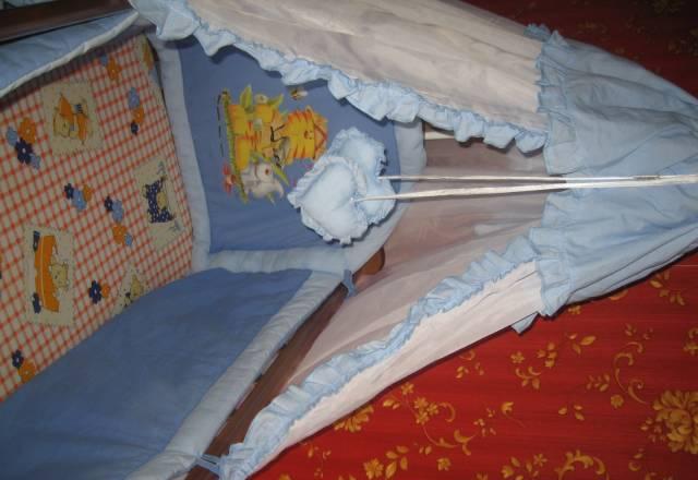 Кроватка с маятником,Бортики,балдахин,крепление Москва