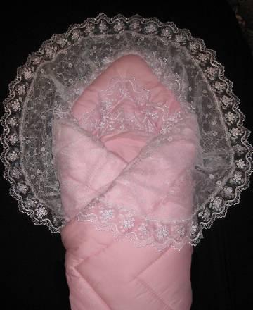 Комплекты на выписку из сатина,атласа,шитья.Новые Москва