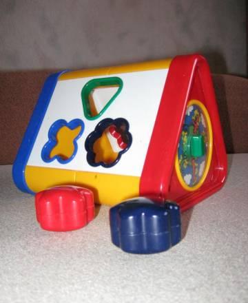 Развивающая, музыкальная игрушка Tolo сортер Москва