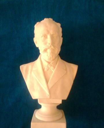 Бюст Чайковский п И Москва