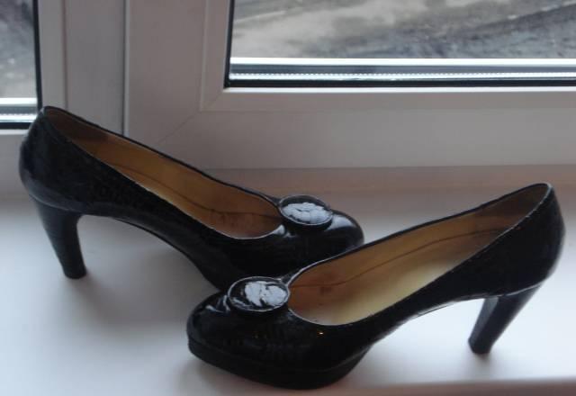 Туфли лакированные, 38-39, 400 руб Санкт-Петербург