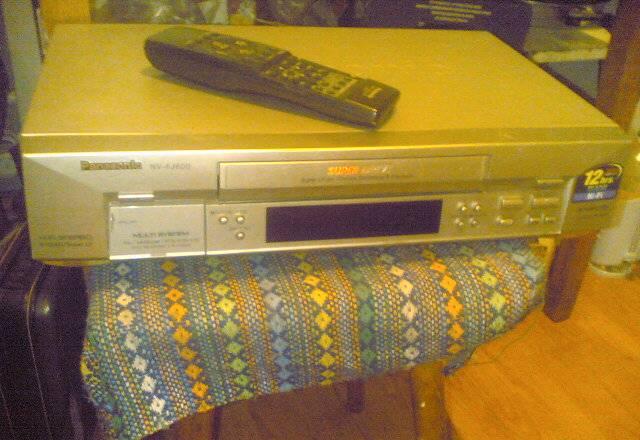 Видеомагнитофон"Panasonic NV-FJ600" Москва