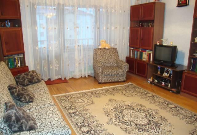 Трехкомнатная квартира Санкт-Петербург