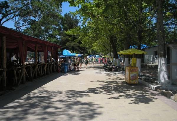 Земельный участок с действующей базой отдыха Сочи