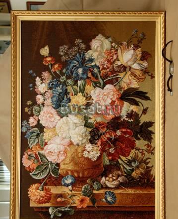 Гобелен с цветами в раме 63х91см Москва