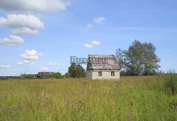 Дом недостроен, в деревне Новорижское ш. Волга лес Ржев