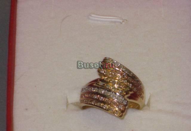 Кольцо с бриллиантами абсолютно новое Москва