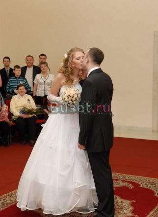 Свадебное платье + болеро, перчатки, фата Санкт-Петербург