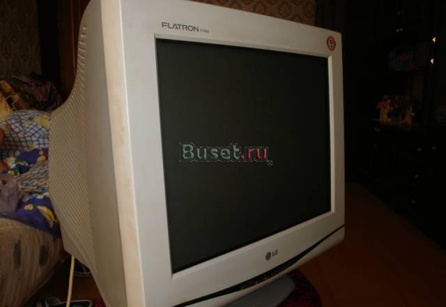 Монитор LG Flatron - F700B Москва
