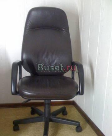 Кресло кожаное Москва