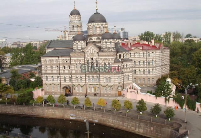 Великолепная квартира с видом на р Карповку Санкт-Петербург