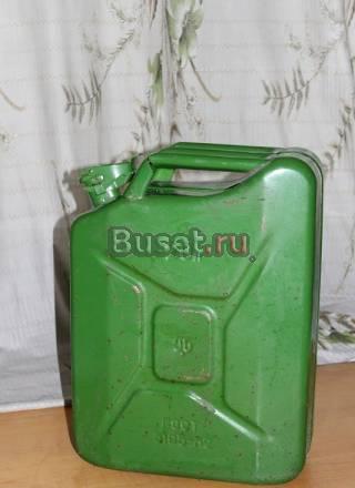 Канистра металлическая с керосином 20 л Москва