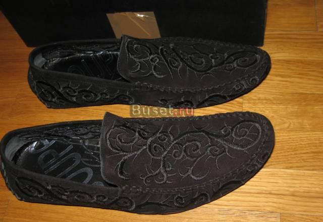 Побалуйте свои ноги чёрными макасинами Москва