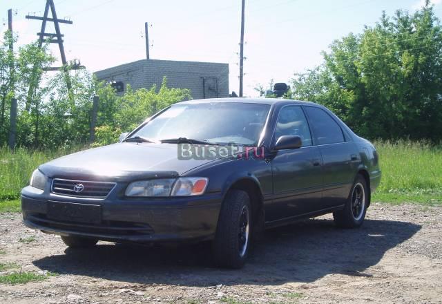 Toyota Camry, 2000 Барнаул