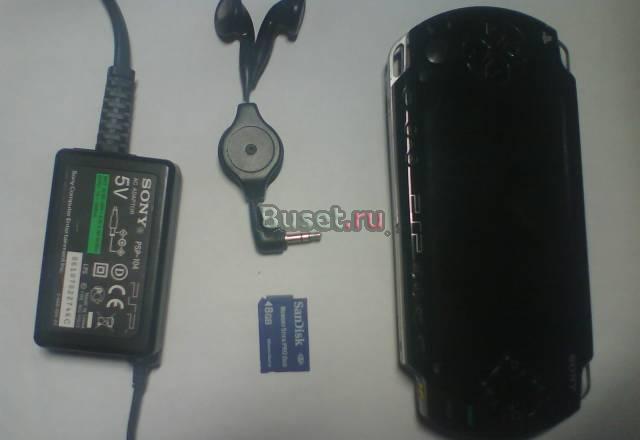 Psp толстая(прошитая)+карта памяти 8gb+наушники+зу Санкт-Петербург