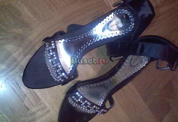 Супер туфельуи со стразами сваровски Санкт-Петербург