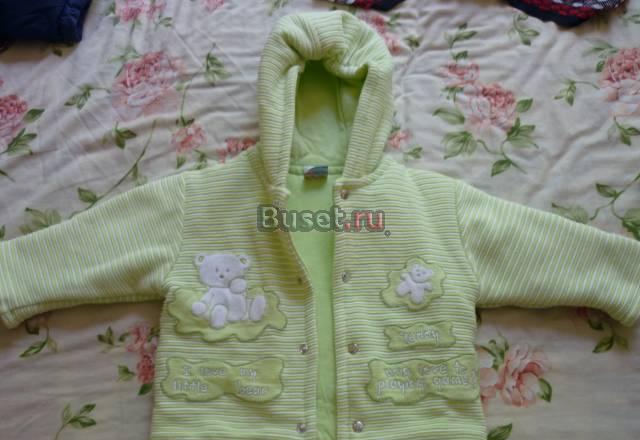 Легкая курточка с капюшоном 6-9мес весна-лето Москва