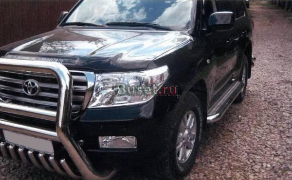Пороги площадки на Toyota Land Cruiser 200 Москва