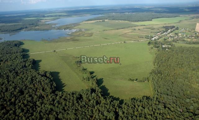 Участок у леса, рядом два озера, срочно.  Боровск