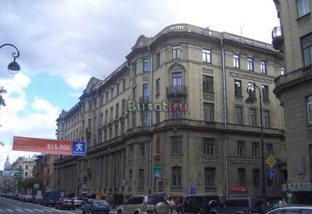 Сдам 4-х к.кв. Каменноостровский пр.д.26-28 Санкт-Петербург
