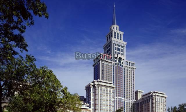 Машино-место в ЖК "Триумф-Палас", продаётся Москва