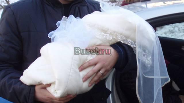 Одеяло-конверт на выписку кремевого цвета Москва