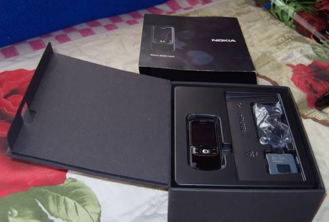Сотовый телефон б/у Nokia 8600 luna, оригинал Москва