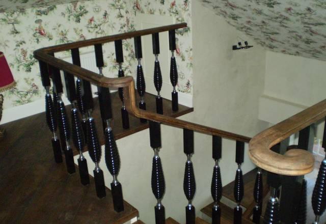 Лестницы из массива дуба Москва