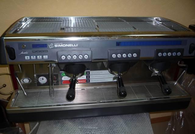 Итальянские барные кофемашины б/у по отлич. цене Москва