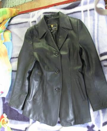 Продаю Кожанный  женский пиджак черного цвета Санкт-Петербург